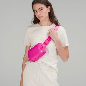 Lululemon Everywhere Belt Bag Sonic Pink New With Tags
